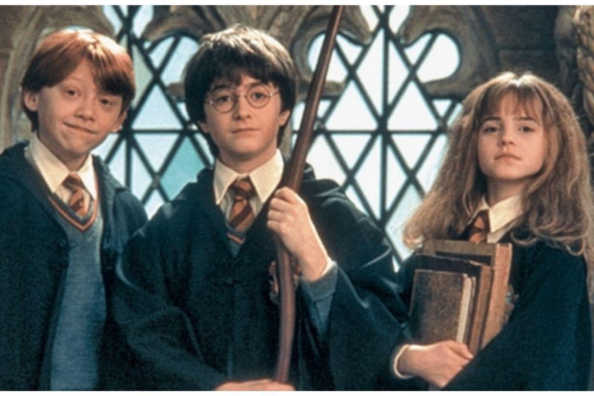 Primeiro filme de Harry Potter completa 20 anos 