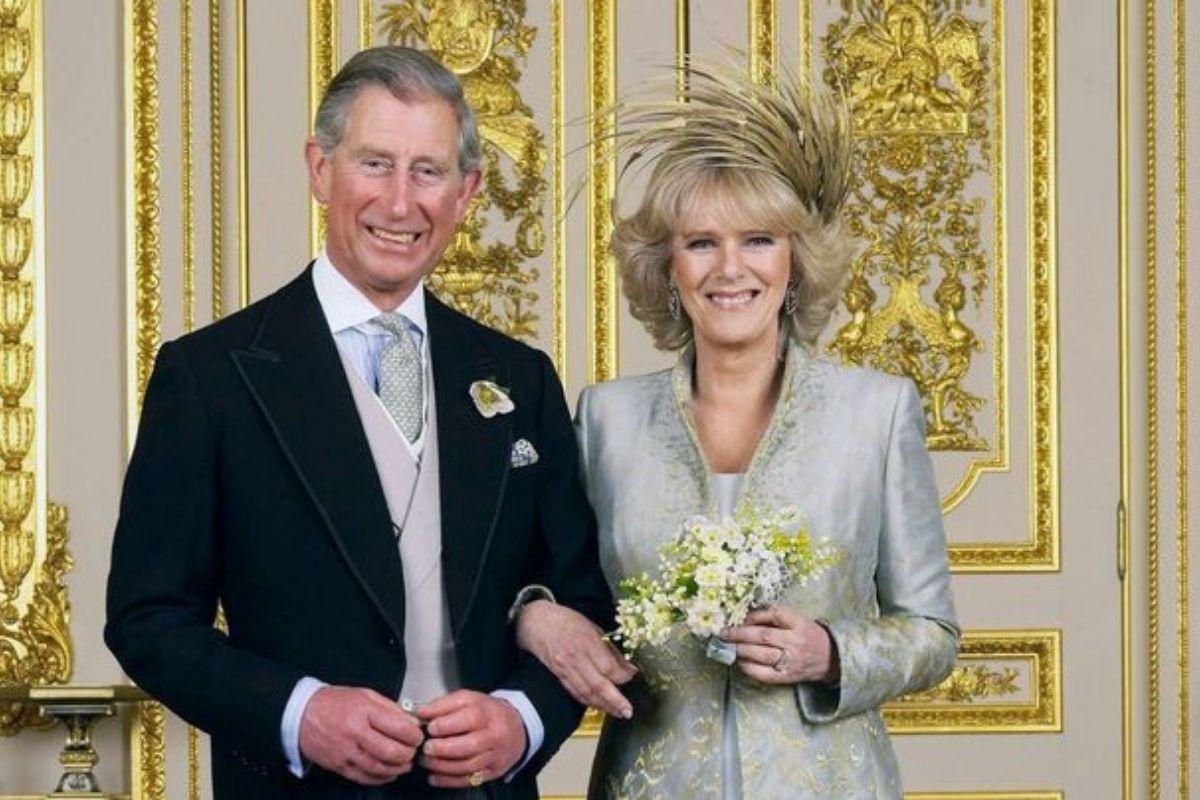 Após a morte de Rainha Elizabeth II, príncipe Charles vira Rei Charles III