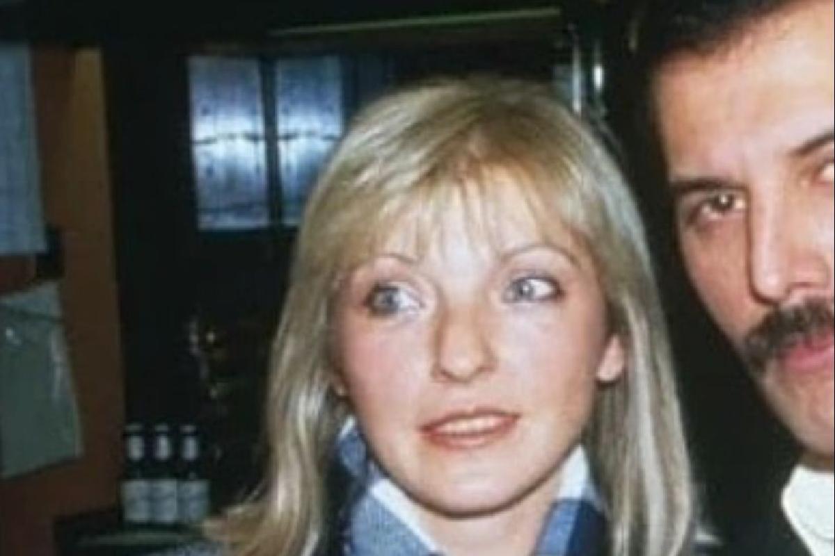 Freddie Mercury deixou grande parte da herança para a ex-namorada Mary Austin