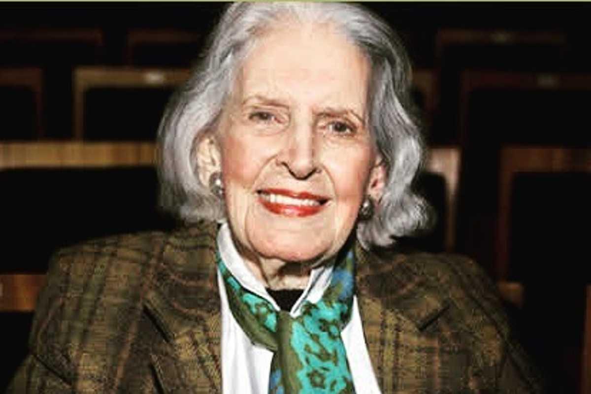 Lygia Fagundes Telles faleceu de causas naturais aos 98 anos 